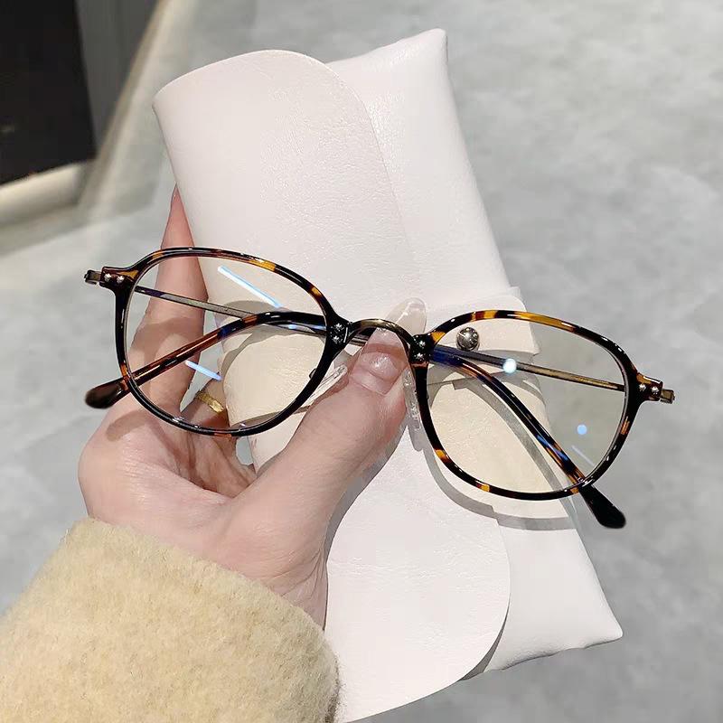 Vintage Tortoiseshell Small Frame Reading Glasses Ultra Light Round Frame Anti Blue Light Fashionable Reading Glasses JH5029 2