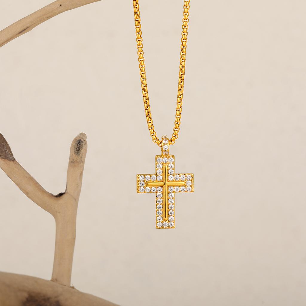 Micro-inlaid Zircon Cross Necklace, Light Luxury Stainless Steel Plated Ins Personalized High-end Necklace