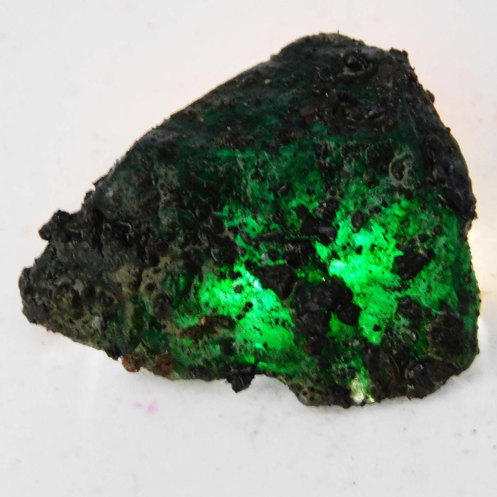CERTIFIED 61 Ct Earth Mined Natural Emerald Huge Rough Green Loose Gemstone A-5747