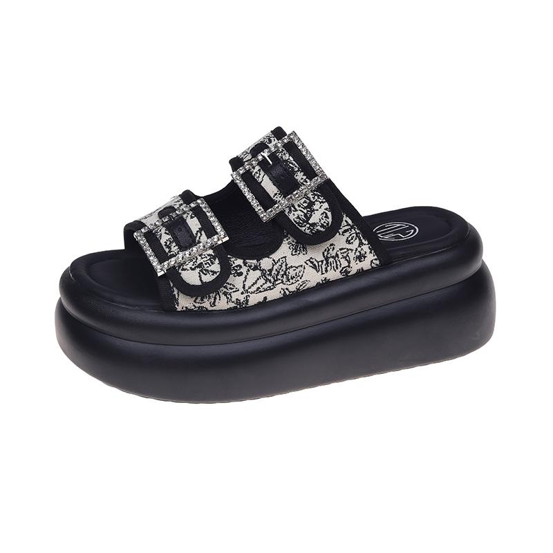 Modne 7,5 CM Klamra Kryształowa Damskie Kapcie Fluorescencyjny Skórzany Pasek Sandały na Platformie Cyrkonie Letnie Buty dla Kobiety Klapki 2024
