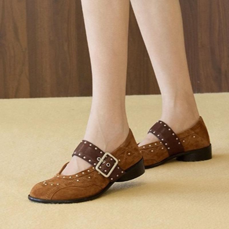 Fashion 2025 New Women Flats Ballet Comfortable Soft Leather Casual Shoes Punk Style Belt Buckle Loafers Rivet Designer Flat Shoes Women