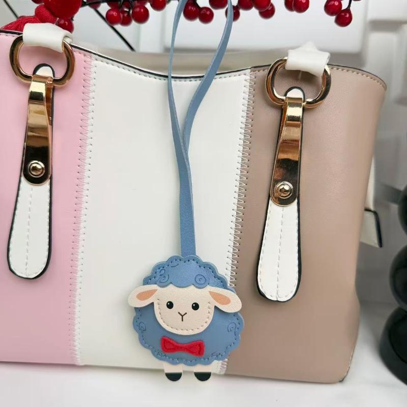 Cute Sheep PU Leather Keychain Cartoon Lamb Decorative Bag Charm Pendant Water Resistant Thanksgiving Gift for Friends
