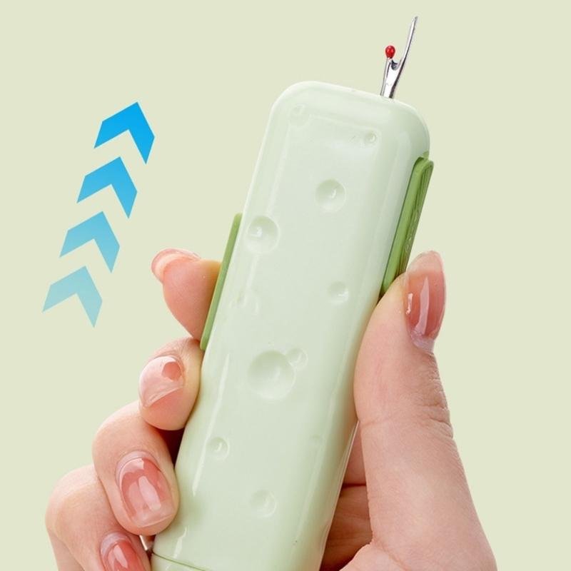 Multifunctional Seam Remover Needle Threader Portable 3 In 1 Needle Threader And Seam Unpicker with Magnetic Pin Base