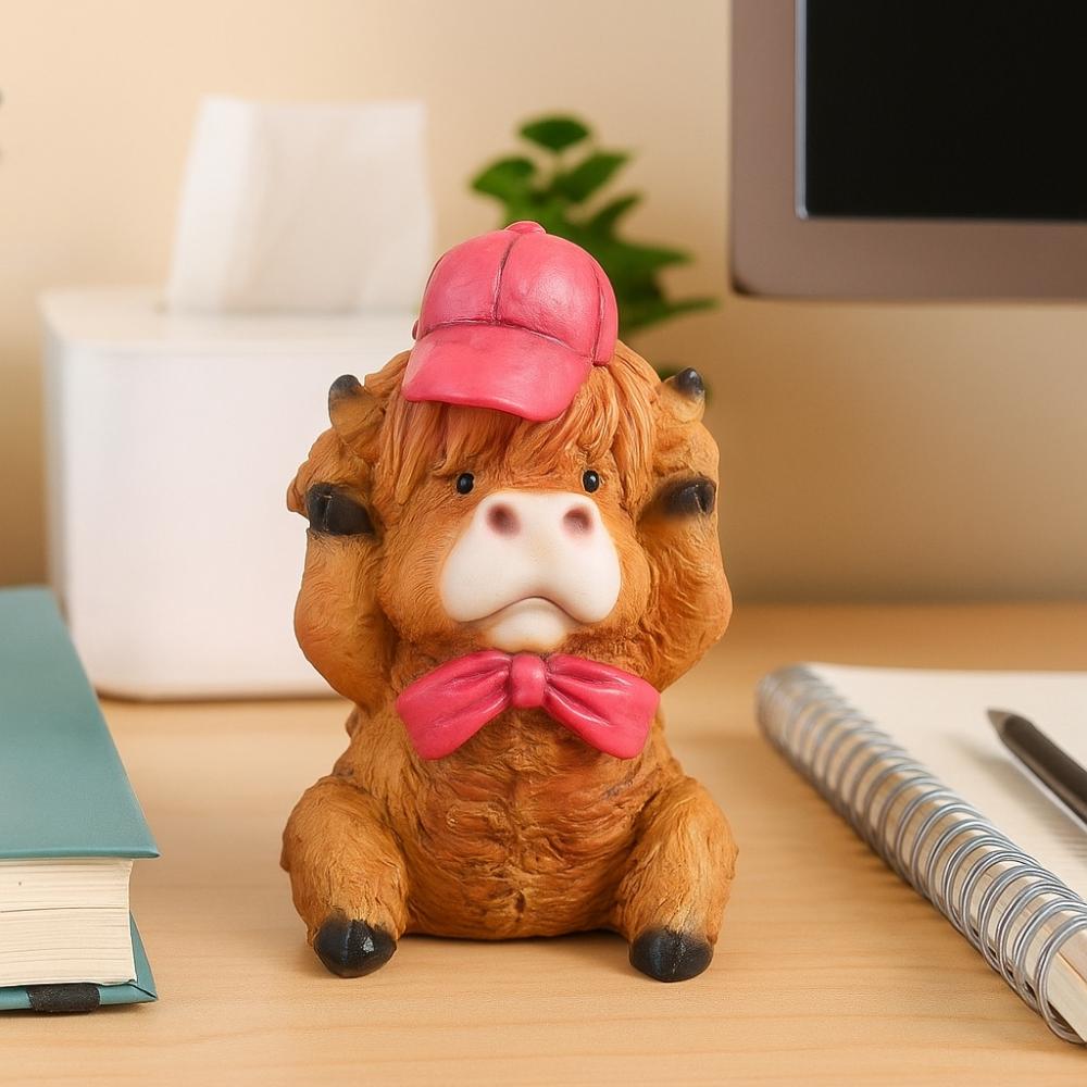 Realistic Highland Cow Decor Resin Animal Action Figure Cartoon Cow Ornament  Kids Birthday Gift