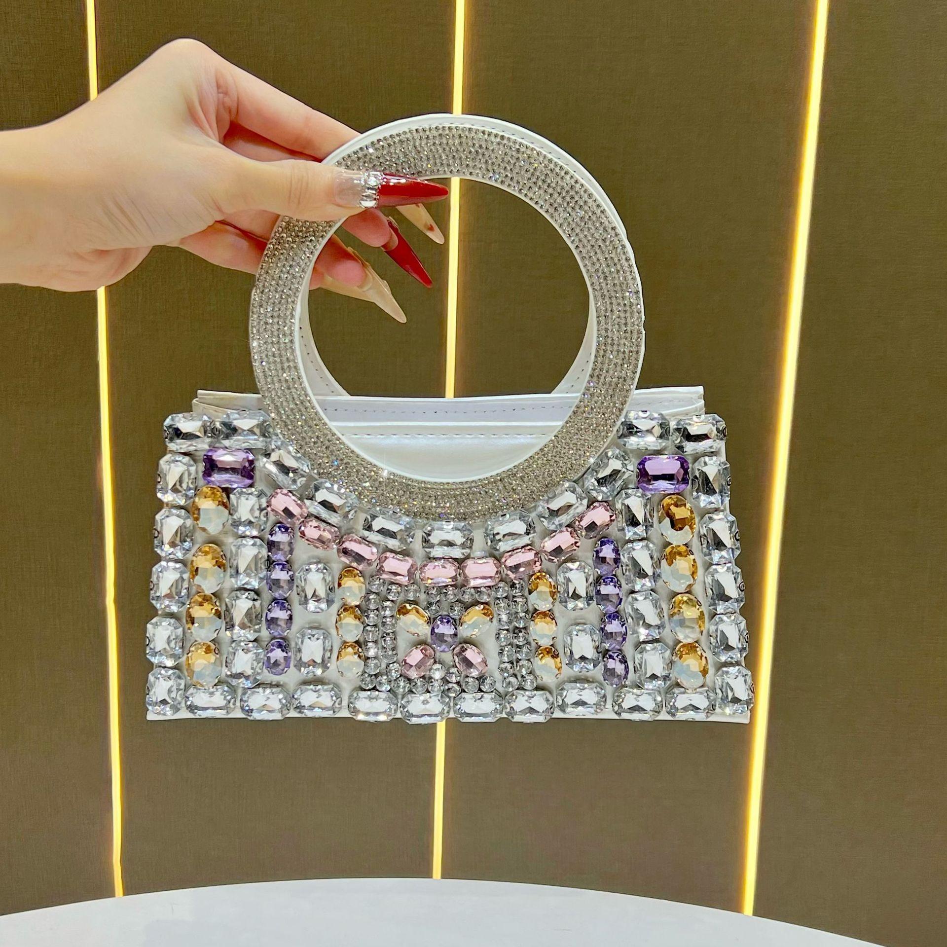 

New fashion dinner bag, high-end women s handbag, full diamond messenger women s bag, light luxury temperament chain bag белый