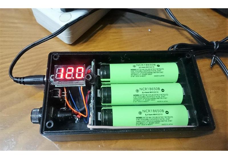 18650 Battery Case Holder 1/2/3/4 Slots 3.7V-4.2V DIY Battery Storage Box In Parallel Black Plastic Batteries Case With Hard Pin