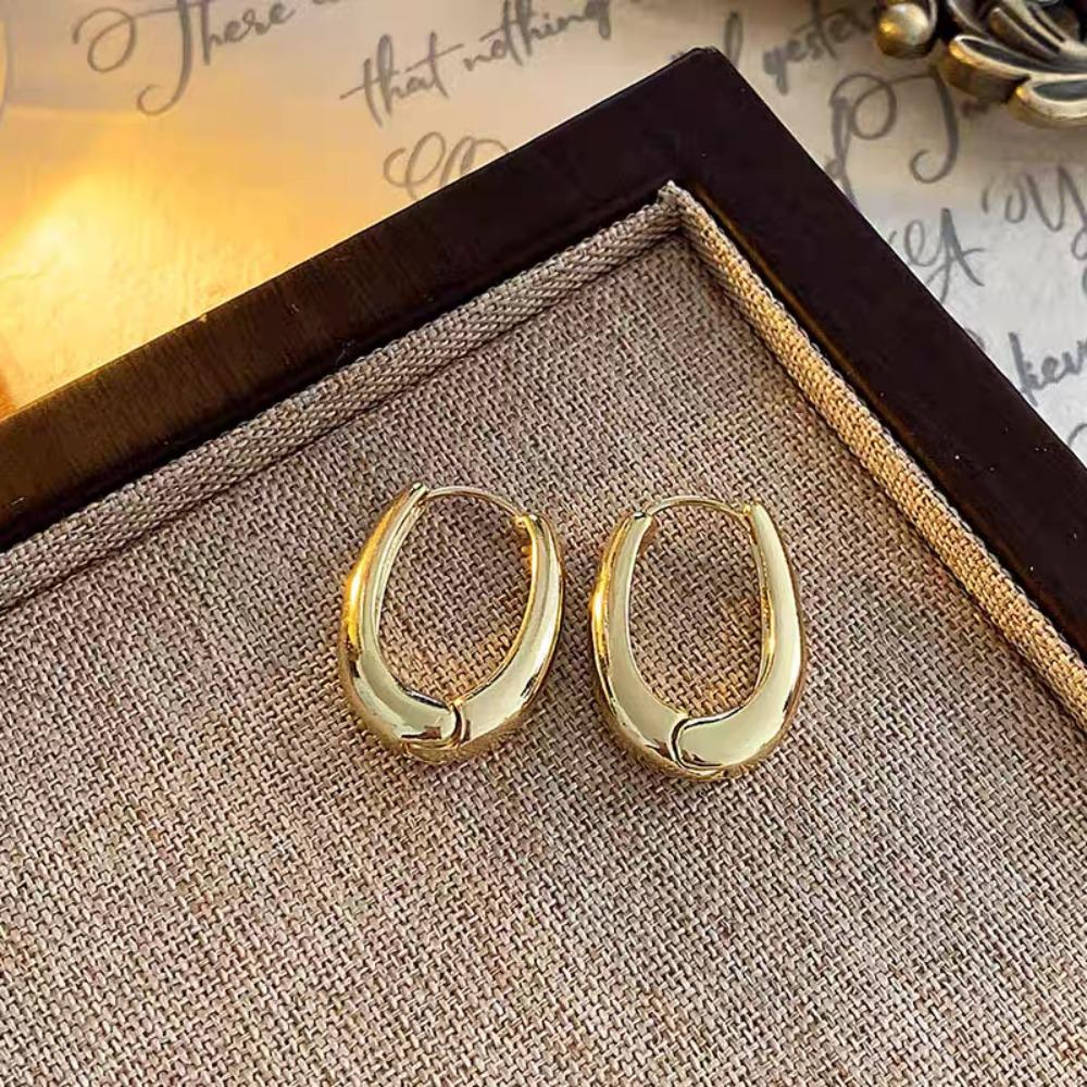 Golden Circle Earrings for Women 2025 New Ear Buckles, Light Luxury, High-end Sensory Ring Earrings, No Need To Pick Earrings When Sleeping