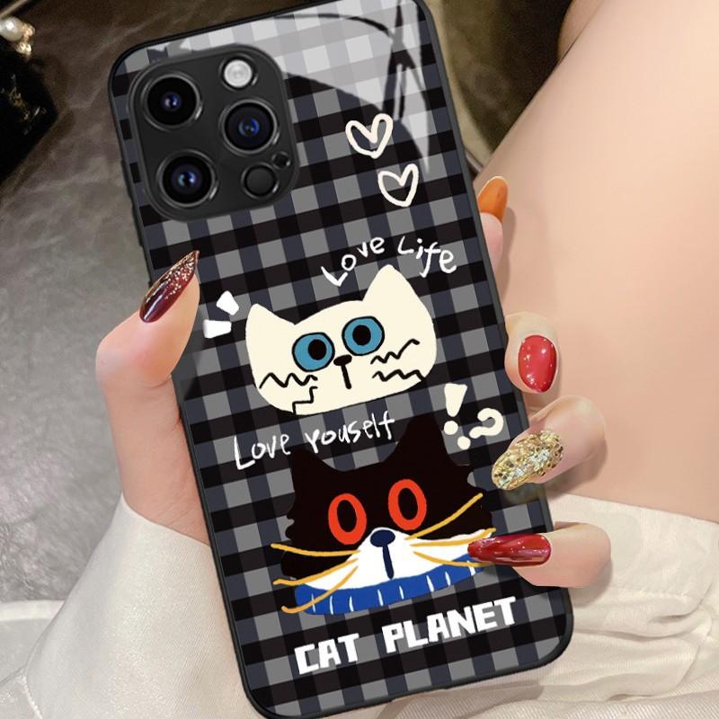 Plaid black and white cat suitable for iphone15 glass case Apple 17 mobile phone case 16promax hard case protective case