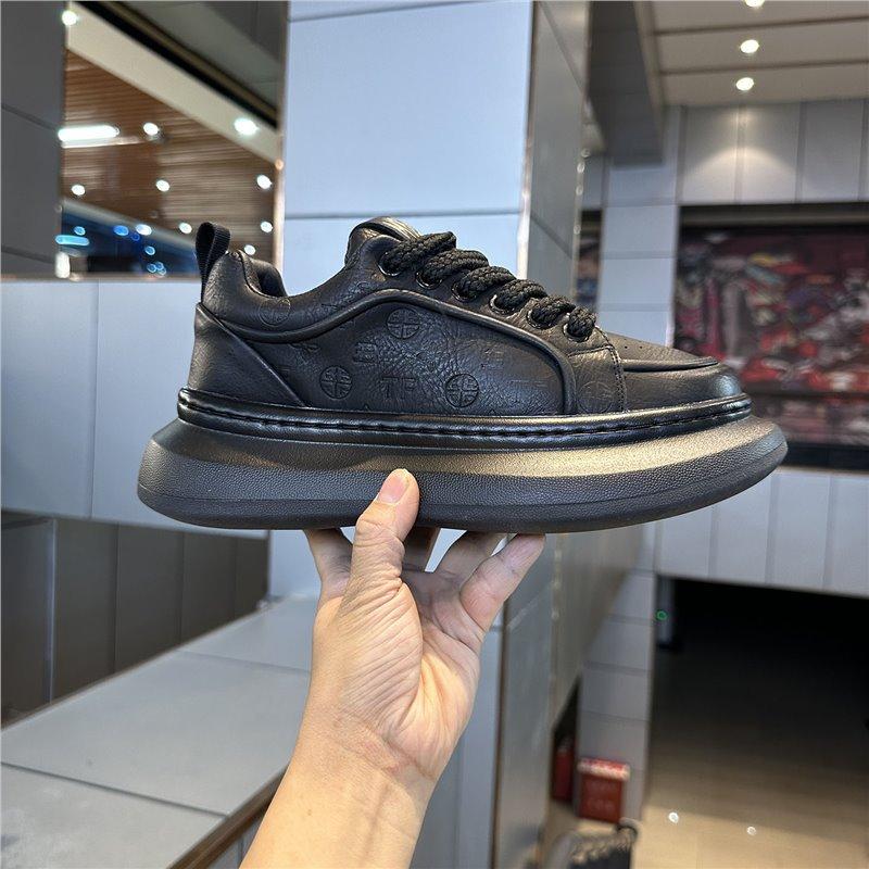 

Platform casual shoes winter velvet warm cotton shoes retro printed leather casual shoes mbz 38 чёрный