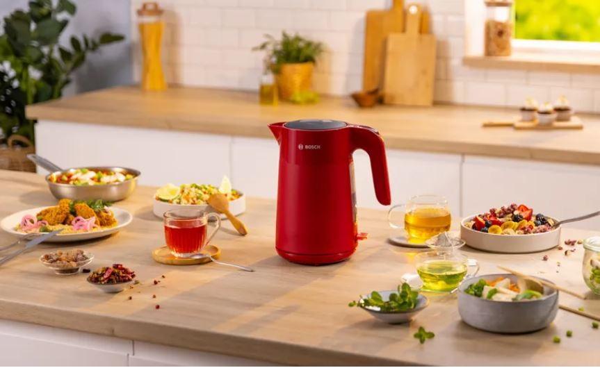 Wasserkocher 1,7l MyMoment TWK2M164 rot