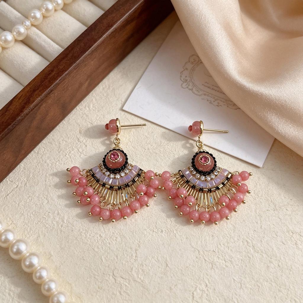 Retro handmade crystal fan earrings light luxury high-end ethnic style earrings temperament versatile vacation style earrings
