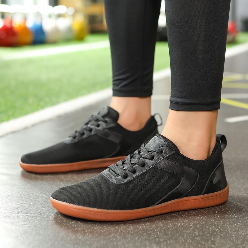 Anti-slip Wide Toe Training Sneakers Light Breathable Casual Sports Shoes Mesh Gym Fitness Flat Shoes