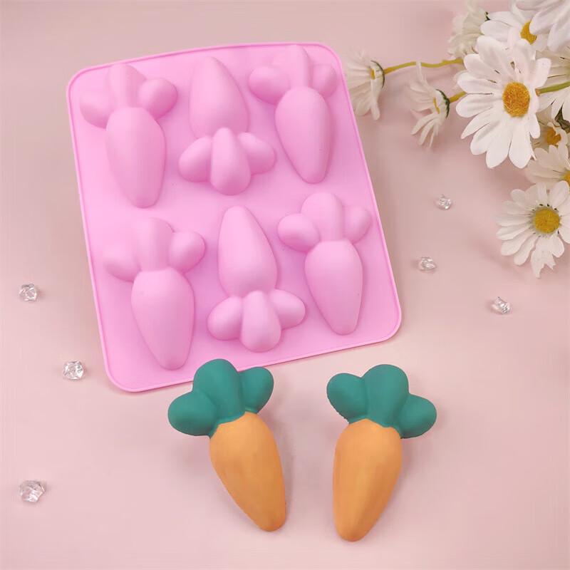 

Форма силиконовая 6-ячеечная Морковь