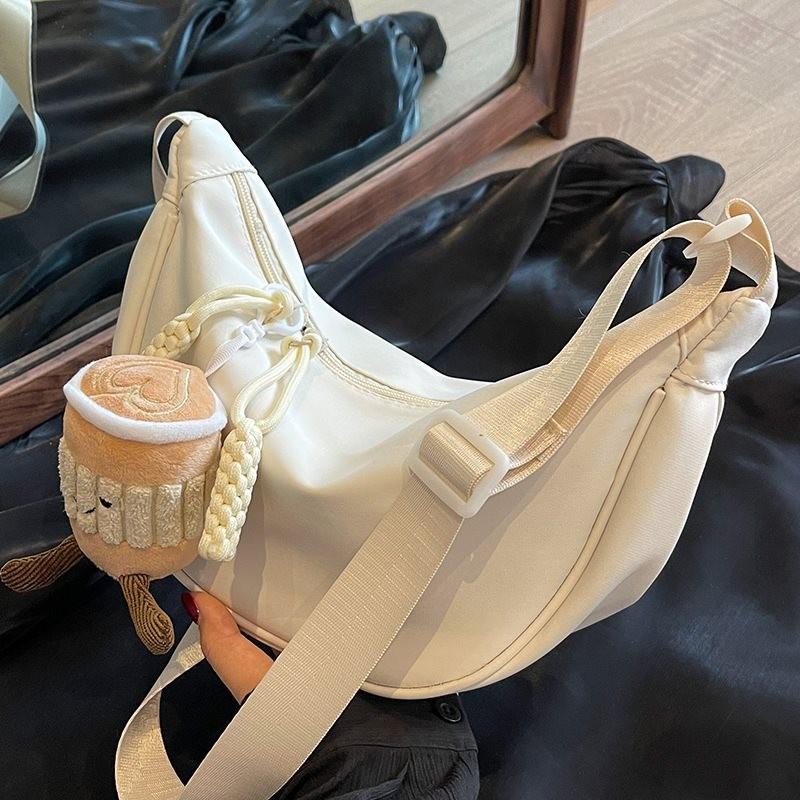 Trendy Large Capacity Nylon Shoulder Bag For Women With Soft Dumpling Shape And Unique Style