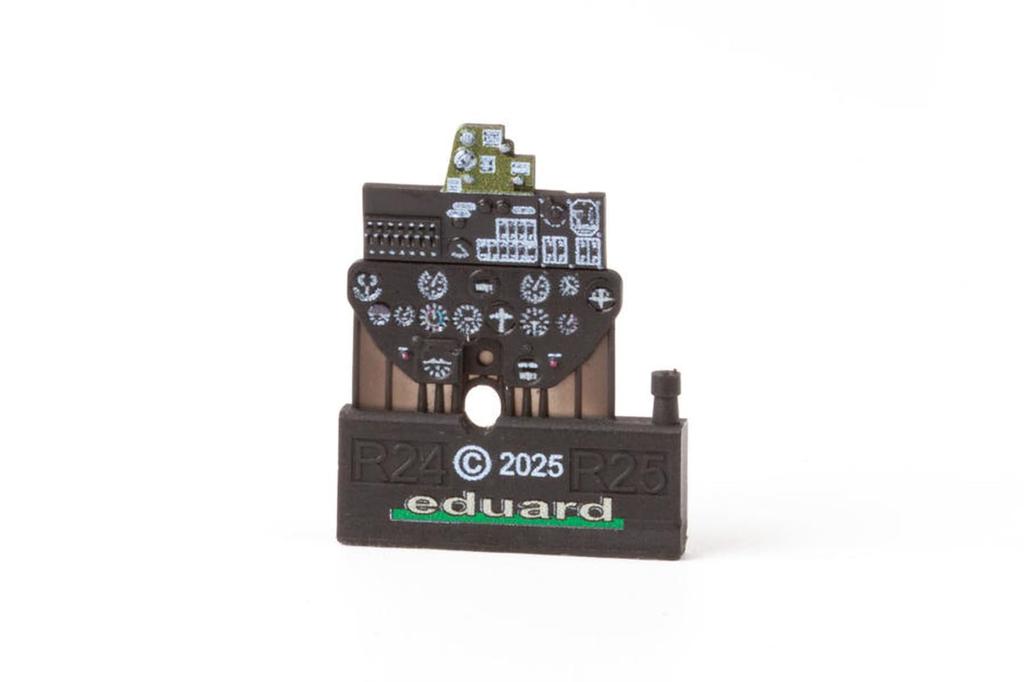 Eduard Look Series Palubná doska Plastové diely modelu 644295 1/48 P-40E (pre Eduard) (Lietadlo)