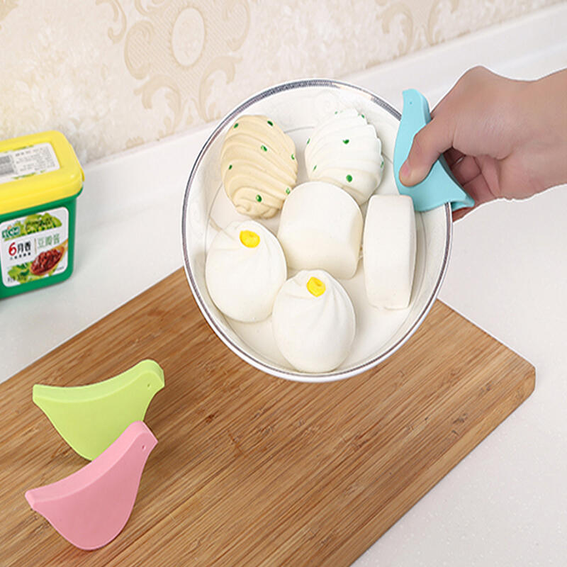 Pastel Bird Silicone Kitchen Pot Handle Oven Gloves green