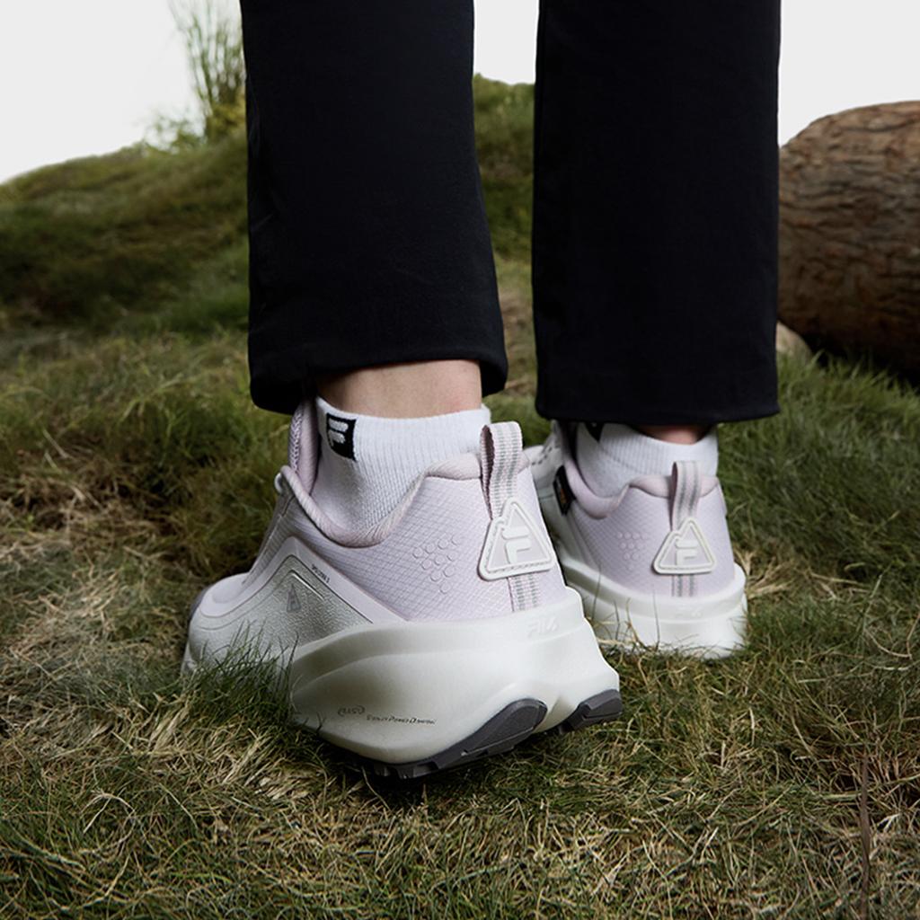 FILA Women's Retro Casual Chunky Sneakers A12W511201FWR