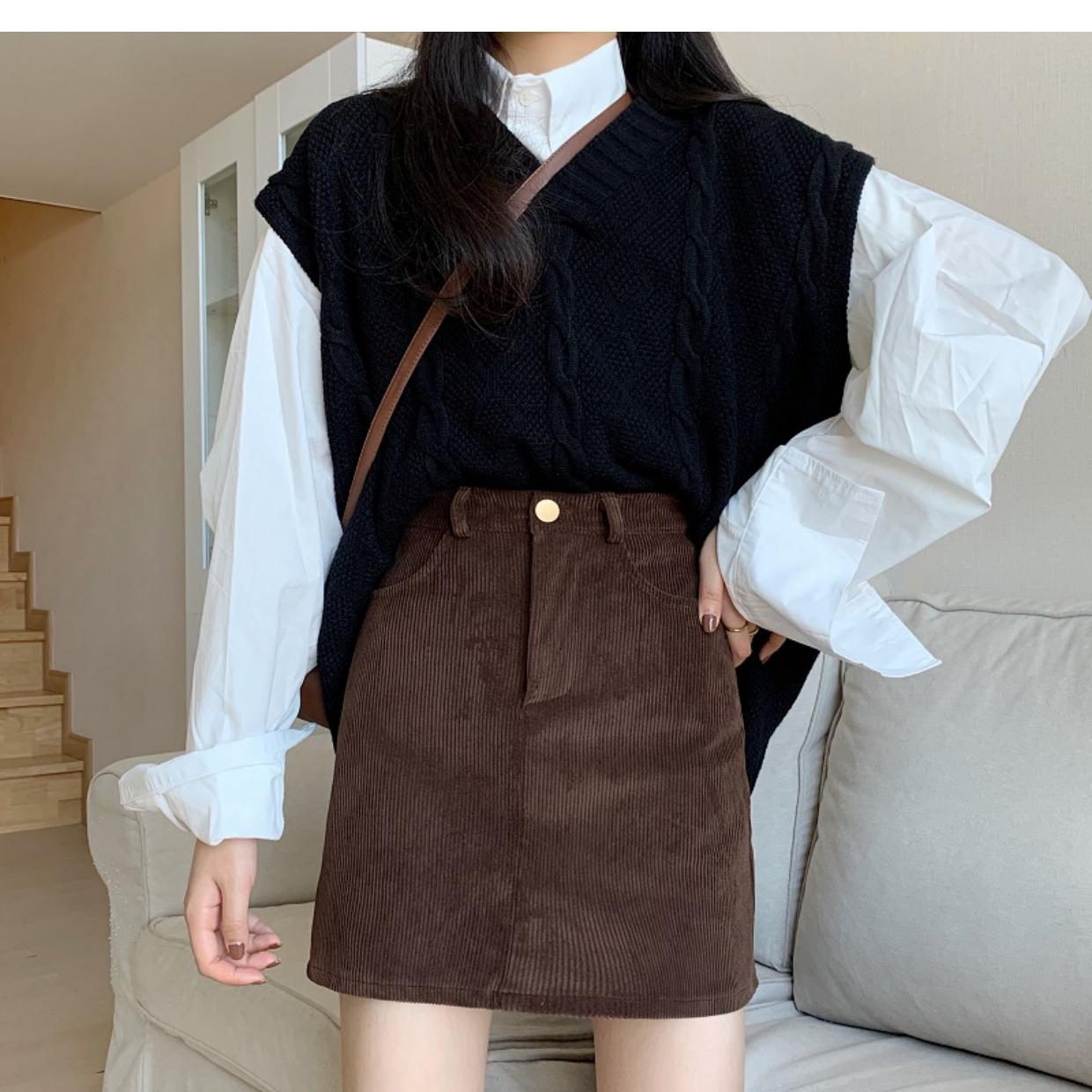 

2024 Trendy Women s High-Waisted Corduroy A-Line Midi Skirt for Autumn & Winter 2XL