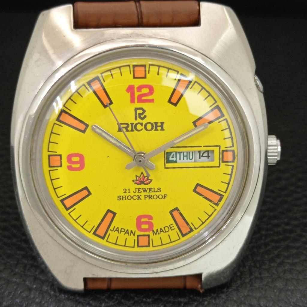 VINTAGE RICOH R31 AUTOMATIC JAPAN MENS YELLOW COLOR DIAL WATCH a707732-1