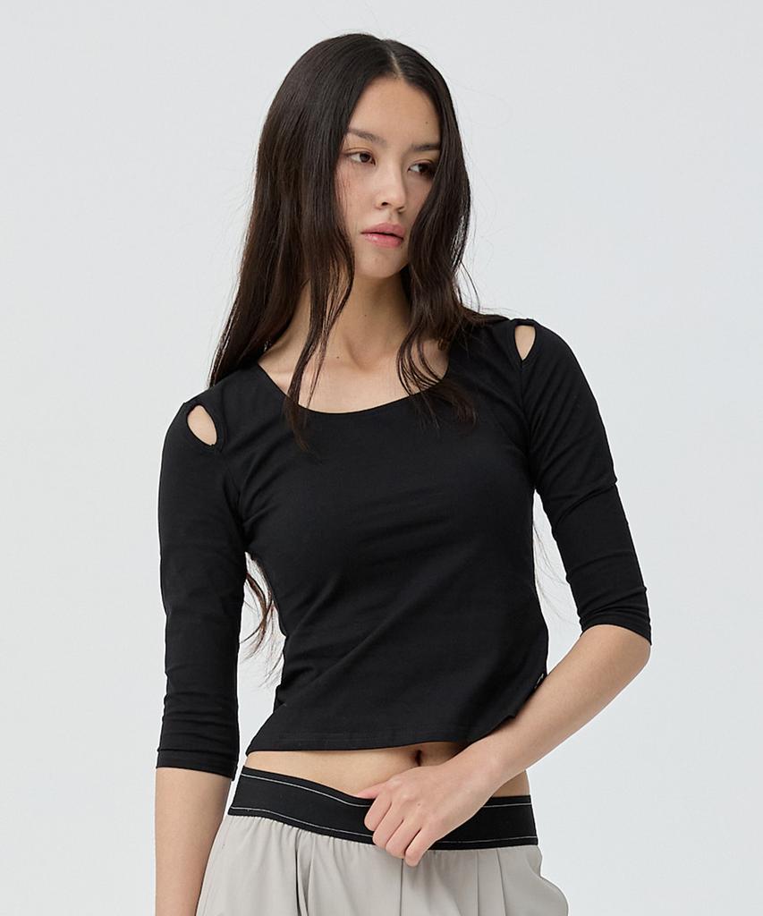 Chaebteoegseu Square Neck Shoulder Cutout Pillow Sleeve (Black)