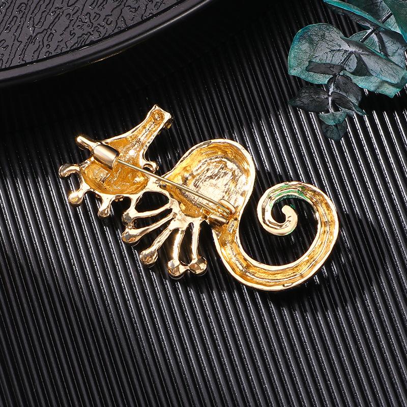 Vintage Color Seahorse Light Luxury Fashion Retro Temperament High-end Brooch