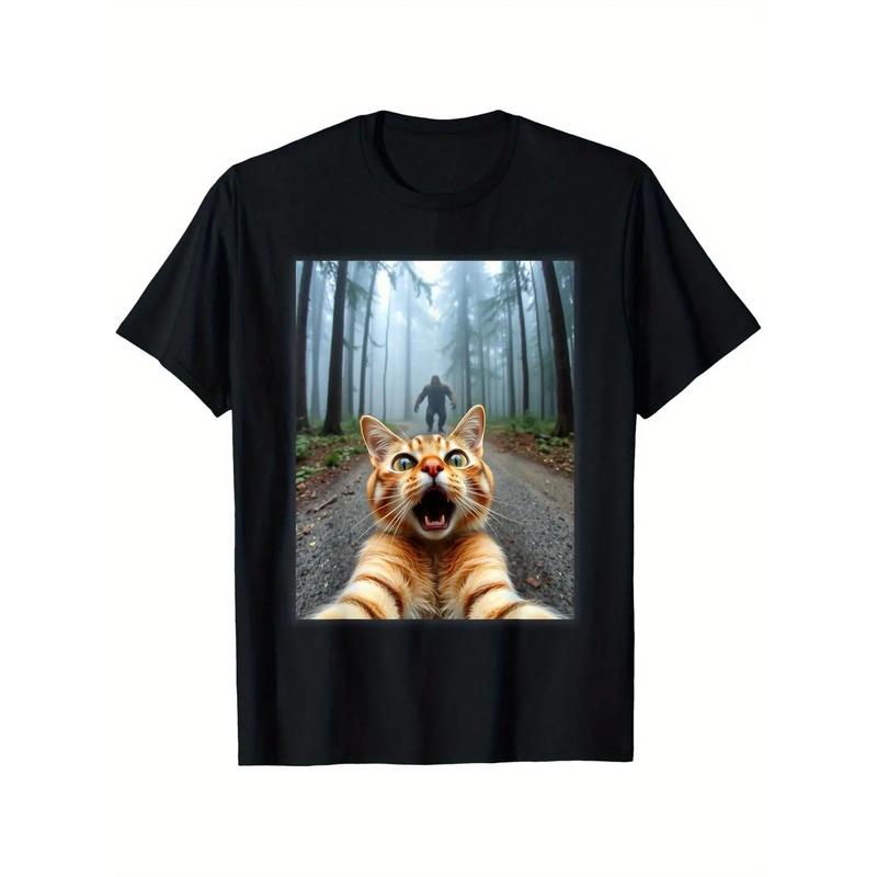 Unisex T-Shirt Funny Cat Selfie & Sasquatch Graphic Tee L
