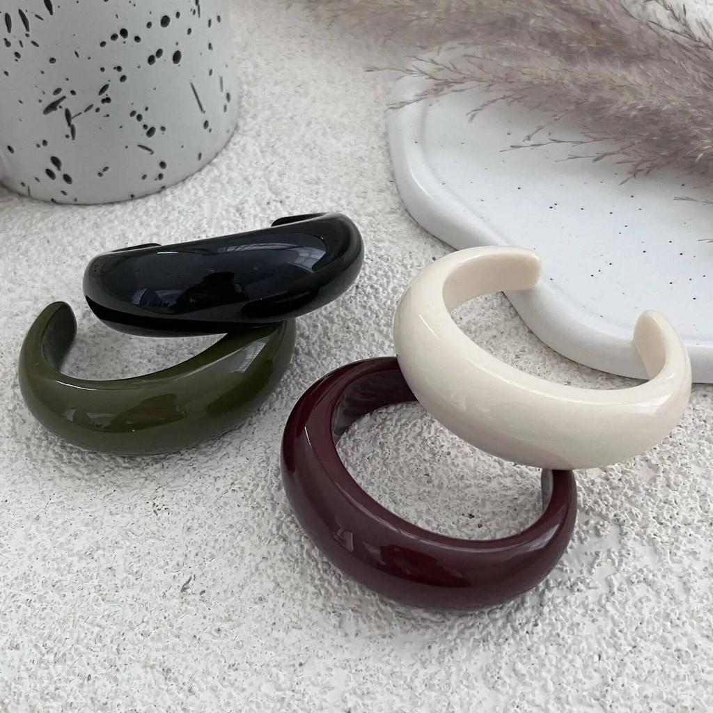 Ingemark Y2K Boho Thick Resin Acrylic Open Wide Bangles for Women New Trend Vintage Irregular Chunky Arm Bracelets Daily Jewelry