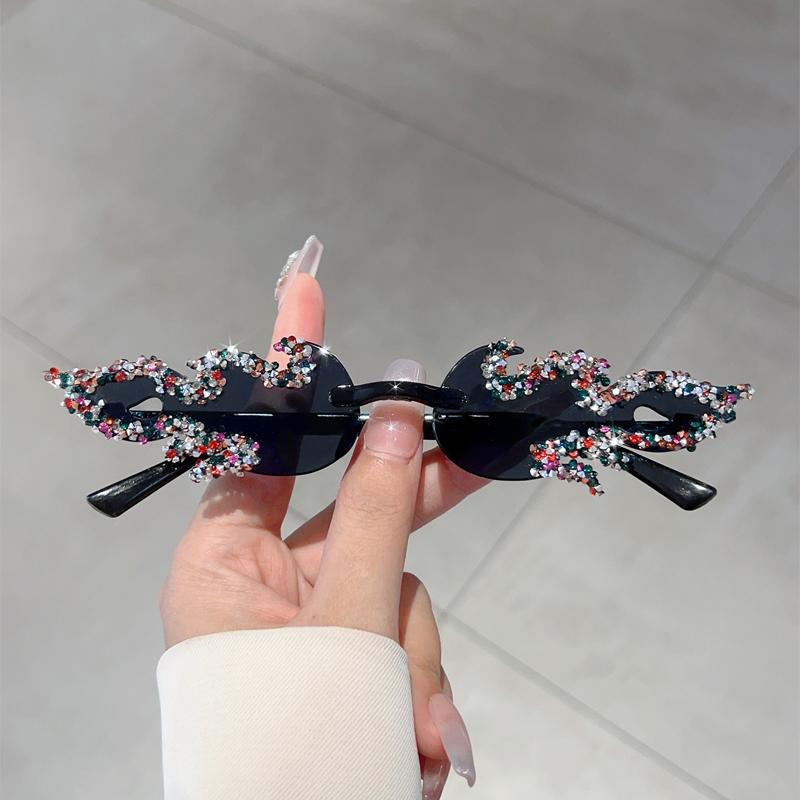 Fashion Rimless Fire Design Shades Women Candy Color Decor Party Sunglasses Chic Crystal Shiny Beach Pink Sun Glasses