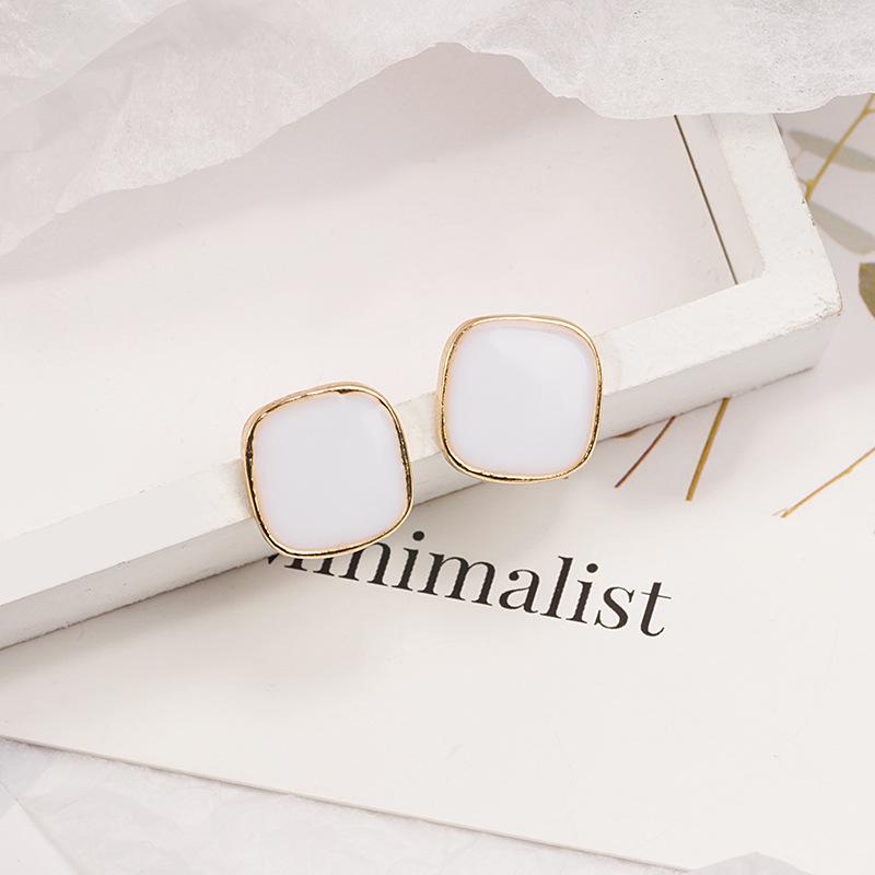 

Серьги-пусеты из серебра 925 пробы, квадратные, с глазурью цвета Моранди, ретро, геометричный французский дизайн белый