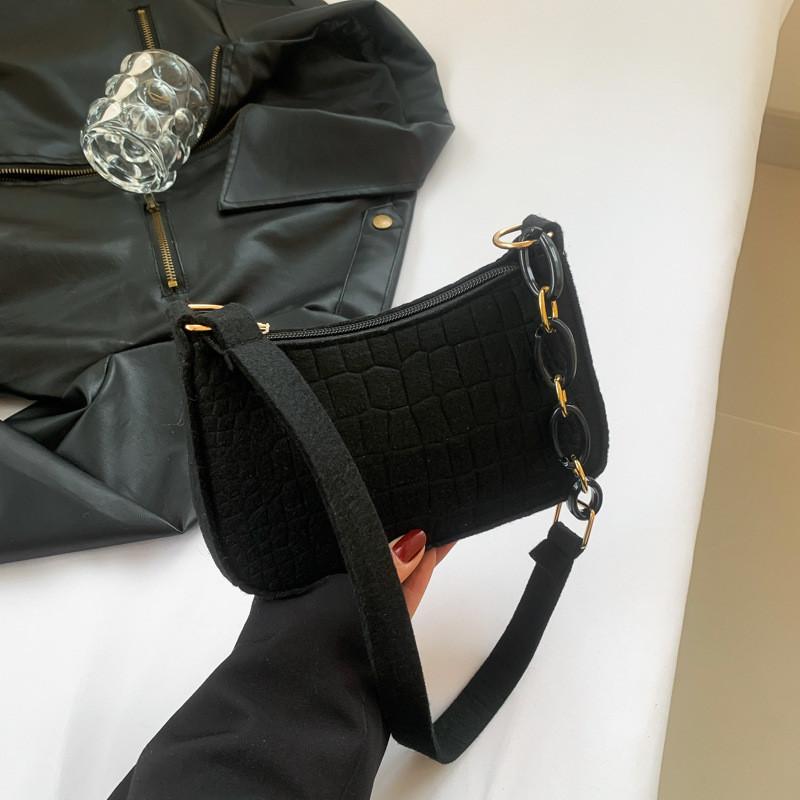 

Fashionable Wool Felt Shoulder Bag Casual Street Style Crossbody Bag 2023 Spring New Small Square Bag чорний