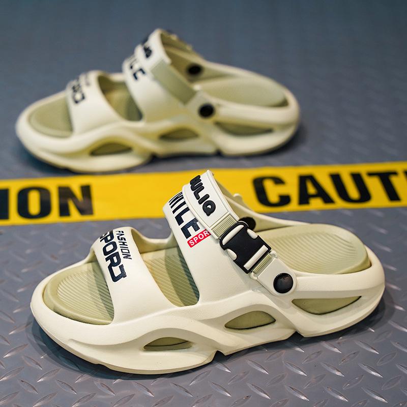 Mode Herren Hausschuhe 2025 Sommer rutschfest dicke Sohle mit einem Kot-ähnlichen Gefühl Badezimmer Strand Sandalen für Herren