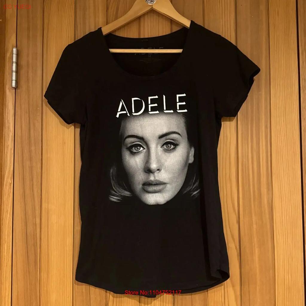 Adele Australia New Zealand Tour Top Summer Black T Shirt Women Size M vintage Washed graphic Slightly