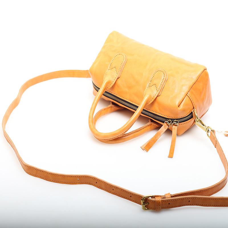 Leather Women'S Bag Cowhide Messenger Bag Vintage Leather Boston Bag Casual Pillow Bag