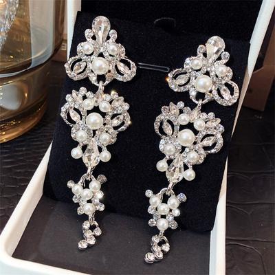 High-end Flower Full Diamond Pearl Fringed Earrings Fashion Temperament Light Luxury Earrings Niche Exquisite Versatile Earrings Women
