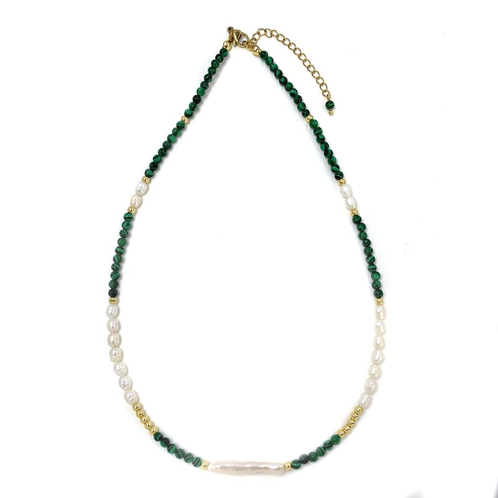 Collier Ras du Cou Rétro en Malachite et Perle d'Eau Douce - Design Élégant Inspiré de la Forêt