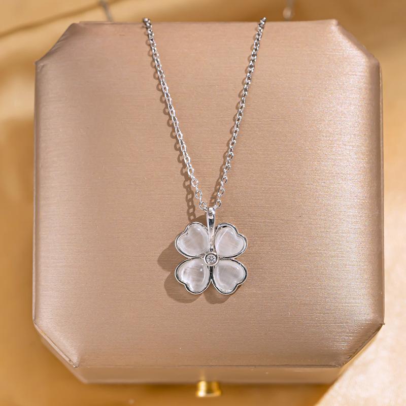Retro Butterfly Flower Pendant Fashion Titanium Steel Choker Necklace Irregular Versatile Women