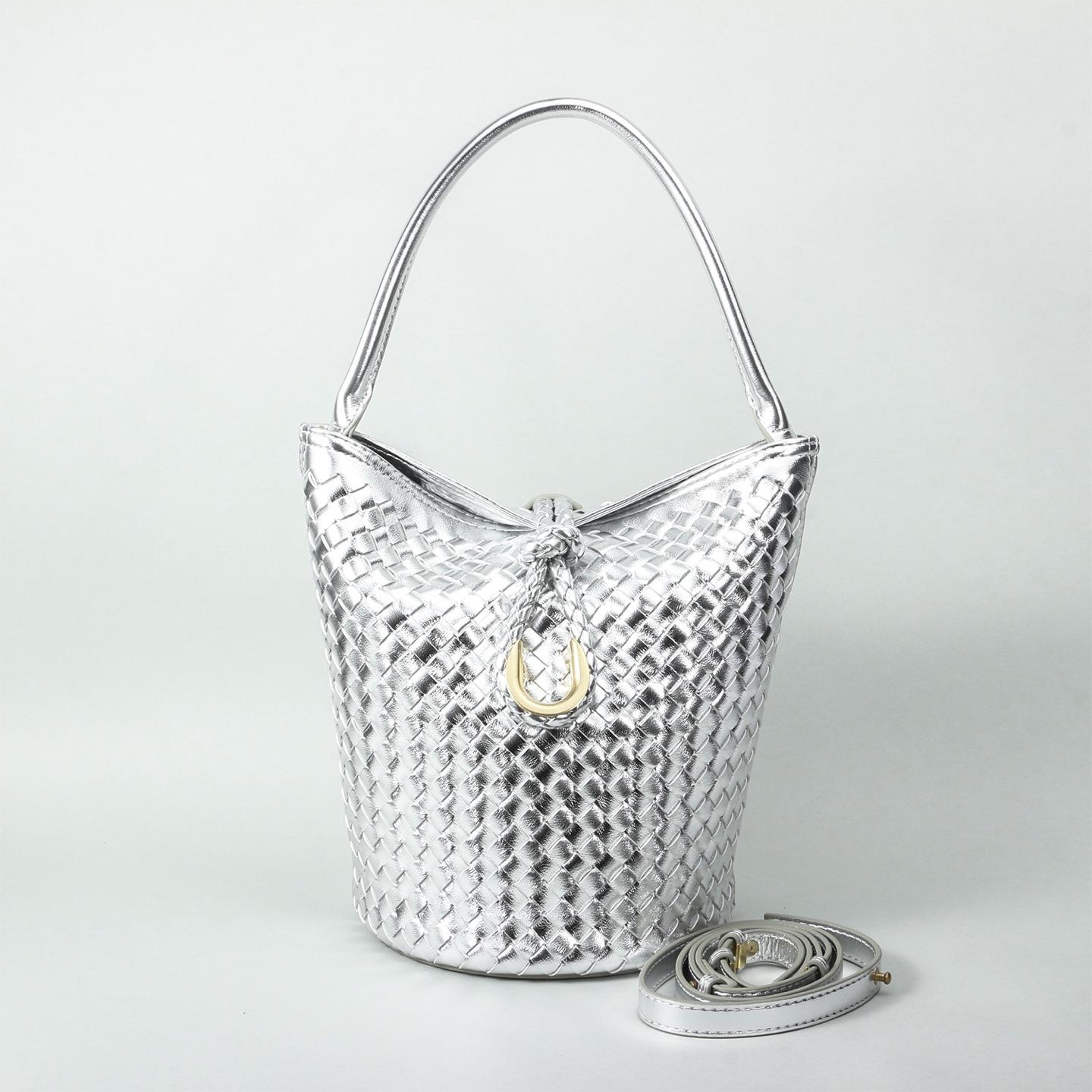 

Cross Border Woven Bag Genuine Leather Handbag Women s Versatile Crossbody Commuting High-end Water Bucket 15x18x15 серебряный