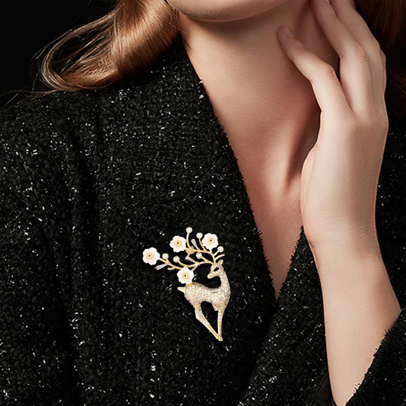 Kıdemli Broş Çiçek Yaprak Broş Pins Kadınlar için Takım Elbise Kolye Moda Broş Takı