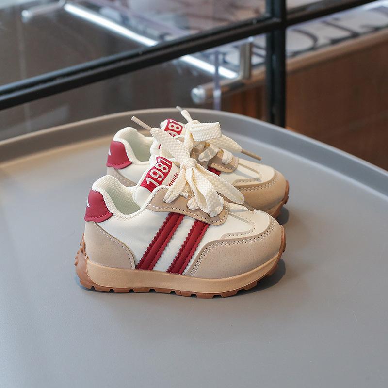 Classmate girls' sports shoes non-slip girls' Forrest Gump shoes 2025 spring and autumn new boys' moral training shoes casual shoes