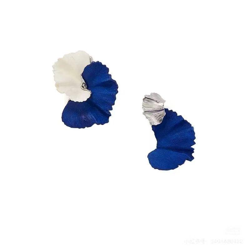 

Sunflower 3D Retro Flower Luxury Earrings - High-End Feminine Design