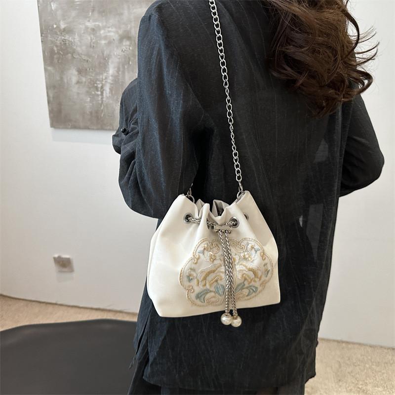 Trendy Black Silver Pink White Pu Bucket Bag For Women With Chic Chain Detail