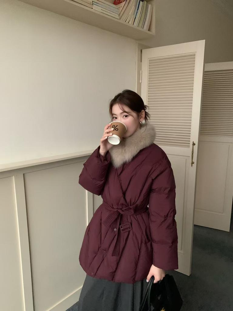 Scarf, fur collar, down jacket, women's high-end feeling, waist lace-up temperament, beautiful white duck down warm jacket