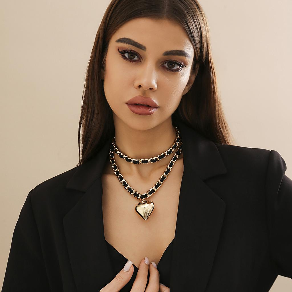 Temperament Flannel Chain Small Fragrant Necklace Retro Love Versatile Double-layer Necklace