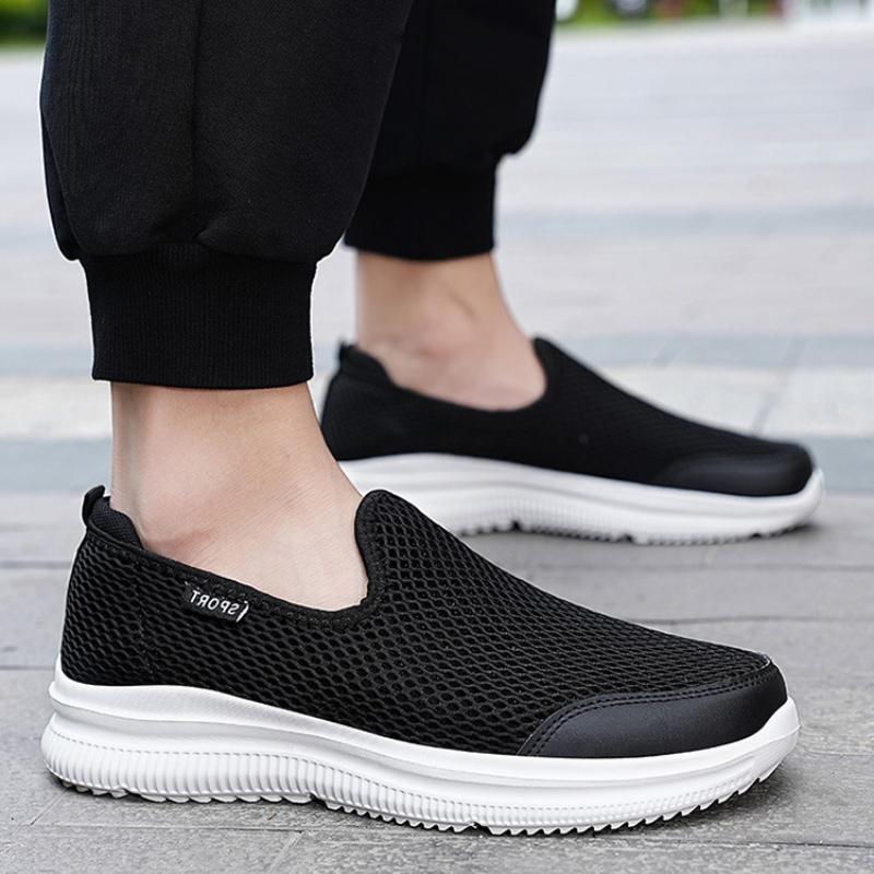 Summer Breathable Mesh Shoes Men Sneakers Non-slip Beach Sandals Soft Men Loafers Lightweight Comfortable Slip-on Men Shoes