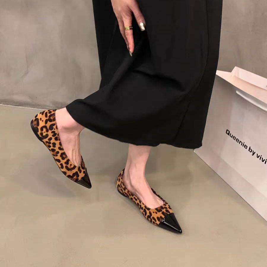 Foreign style gentle wind flat-soled fairy shoes summer skirt single shoes small fragrant temperament pointed shoes