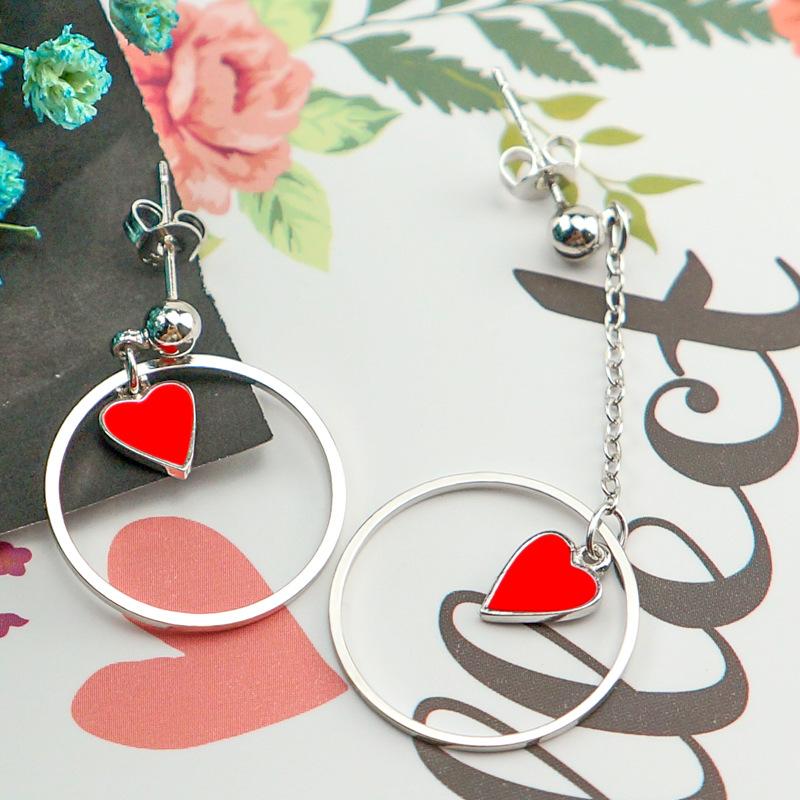 New Product Simple and Fashionable Heart-shaped Asymmetric Earrings Red Peach Heart Earrings