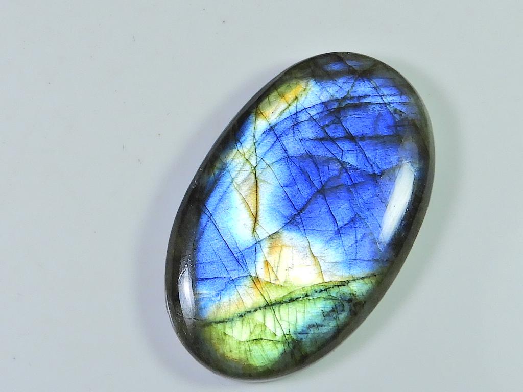 92 Cts. Labradorit natural, cabușon oval multifoc, piatră prețioasă liberă 27X46X7MM SK-1113