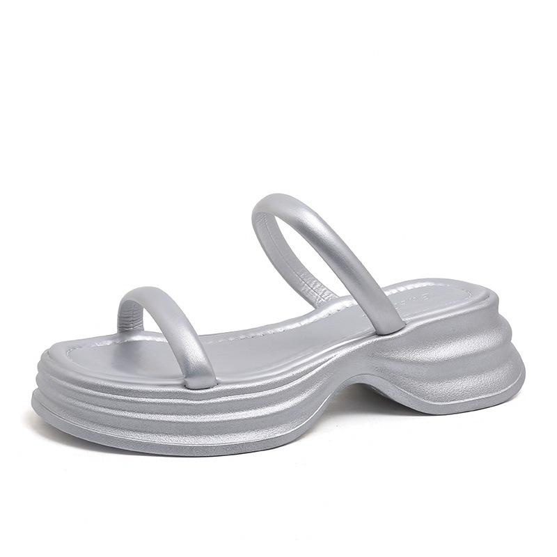 Fairy wind slippers female 2025 summer new muffin thick bottom word with fashion outside wear beach cool slippers