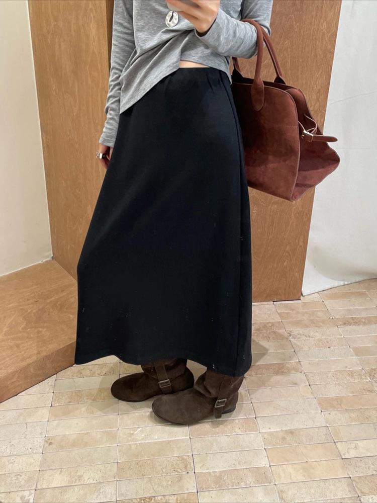 Wen Jiu A-Line Long Skirt: Slanted Cut Wool, Solid Color, Winter Elastic Waist, Slimming Half Skirt