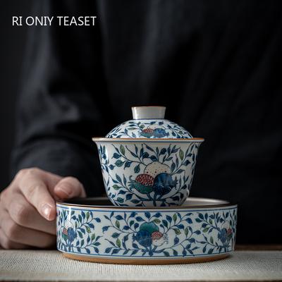 Tazze e bicchieri – Servizi da tè e tazzine